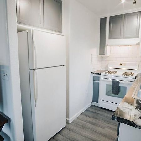 Gorgeous Upstairs Studio With Patio And Laundry Chico Luaran gambar